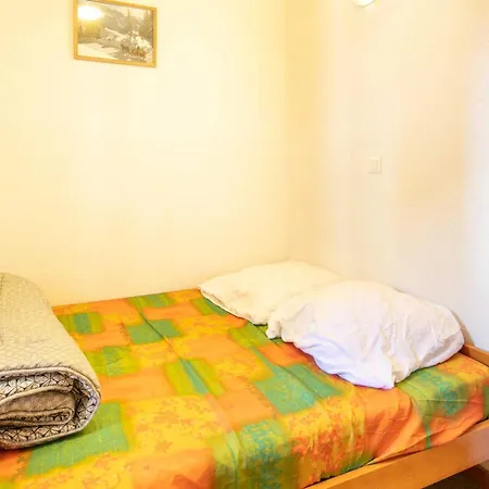 Appartement Les Eterlous By Interhome